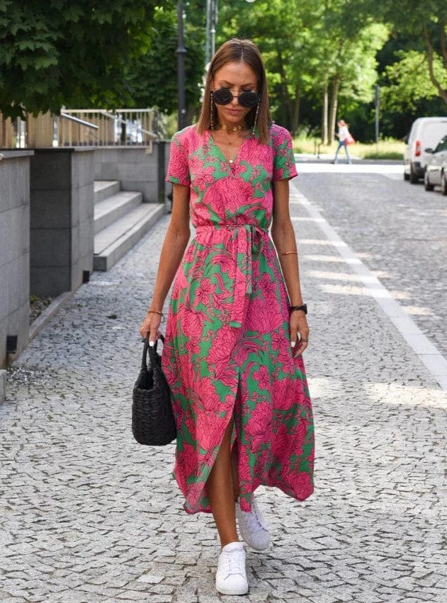 Sophisticated Dress with a Clean Classic Look