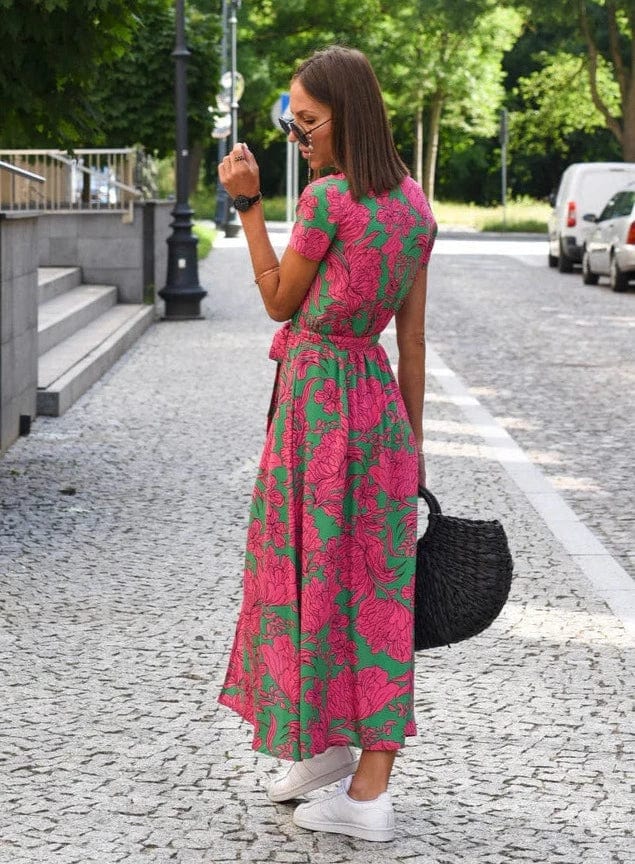 Sophisticated Dress with a Clean Classic Look